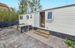 2 Bedroom Gorgeous StaCaravan In Makkum